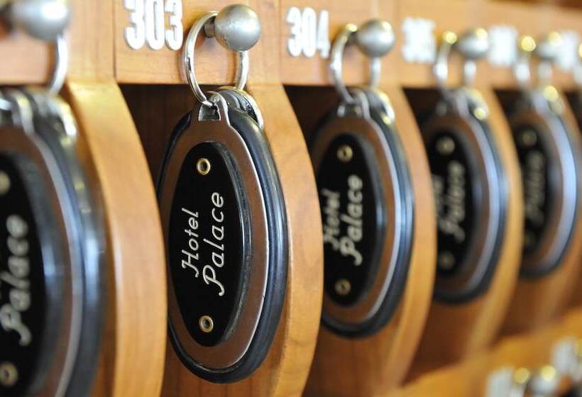 スタンダードシングルルーム, Palace