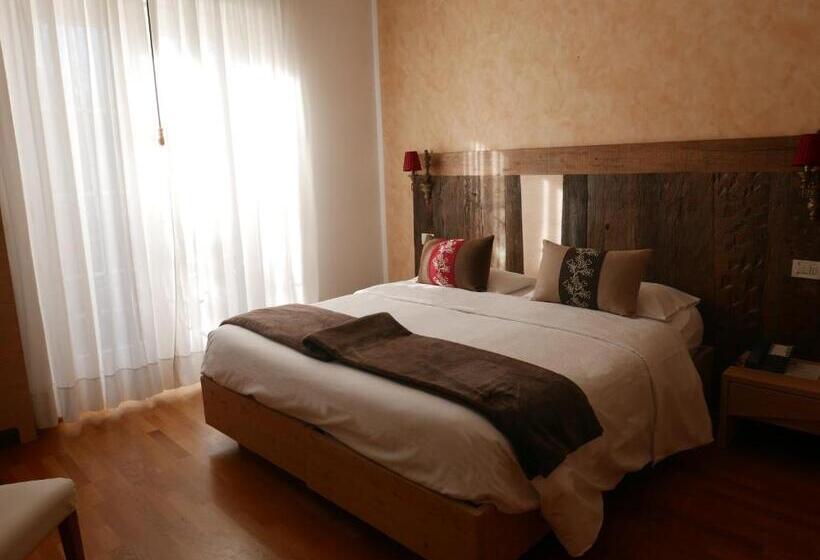 חדר סטנדרט, Paradiso