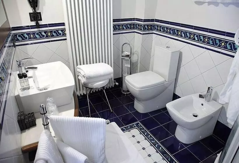 سوییت جونیور, Park Hotel Villa Carpenada
