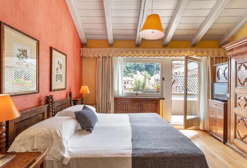 חדר סטנדרט נוף לאגם, Pironi