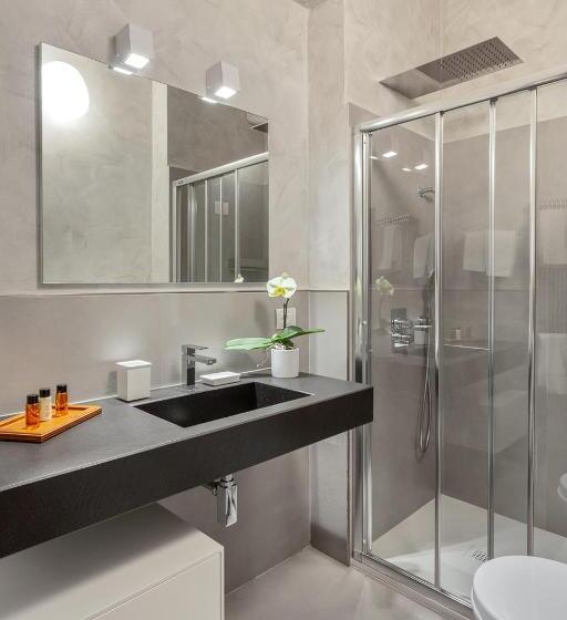 חדר אקונומי, Pironi