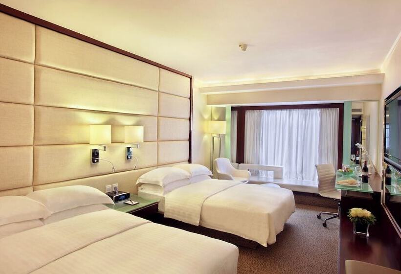 غرفة عائلية, Regal Kowloon