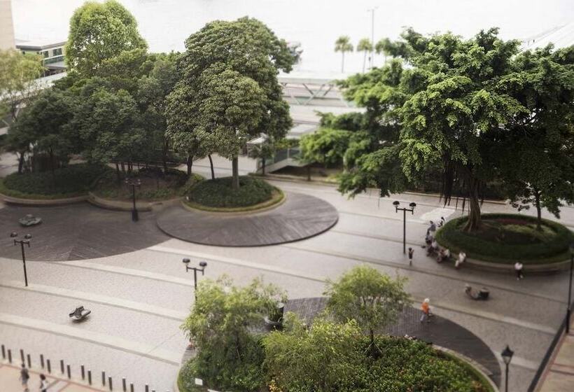 جناح ملكى, Regal Kowloon