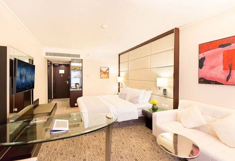 غرفة تنفيذية, Regal Kowloon