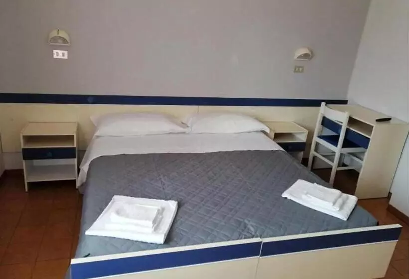 Economy-huone, Residence Ponente