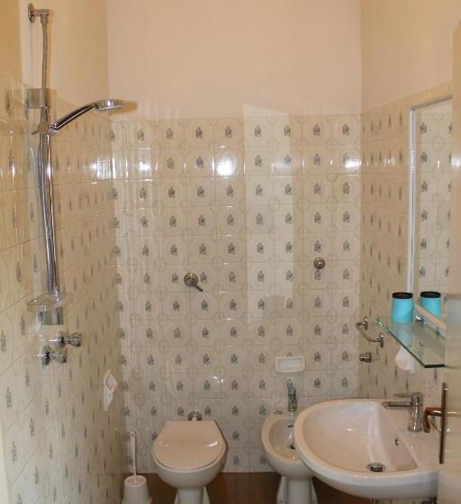 Четырехместный Номер Стандарт с Балконом, Residence Ponente