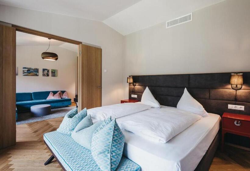 景色の見えるスイートルーム, Rudolf