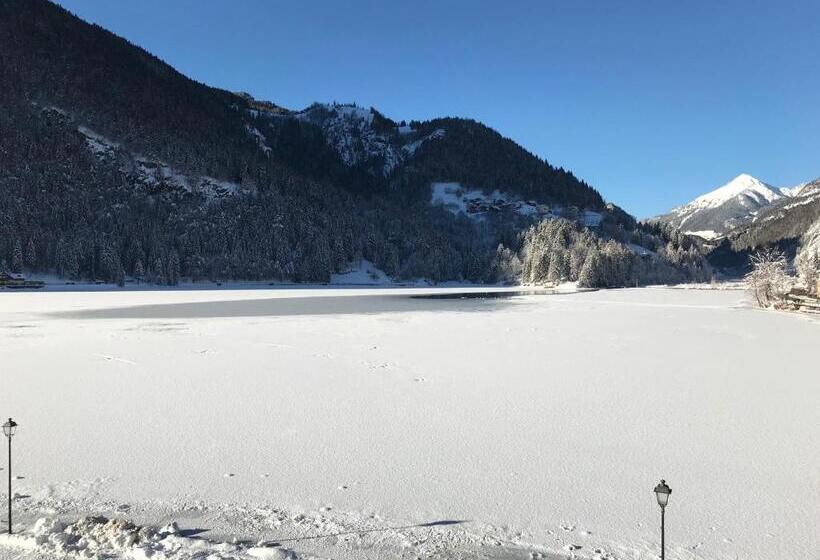 Трехместный Номер Стандарт с Видом, Sporthotel Europa Sul Lago