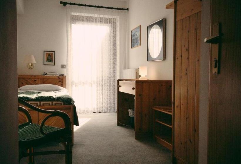 Номер Стандарт Индивидуальный, Sporthotel Europa Sul Lago