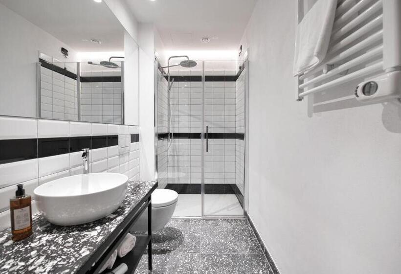 اتاق لوکس, Stadt Hotel Città