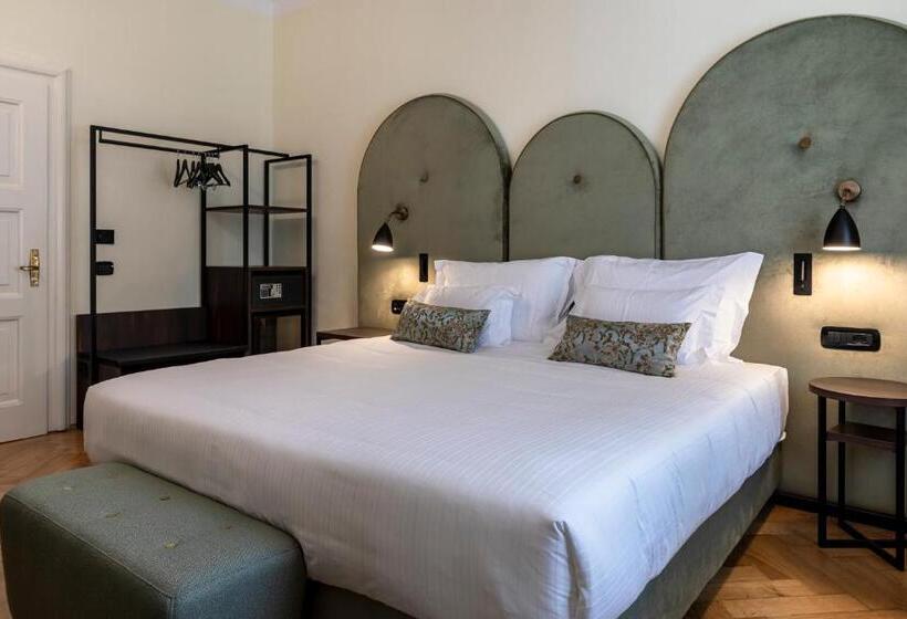 سوییت, Stadt Hotel Città