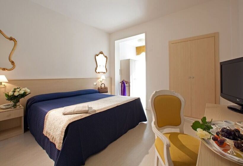 חדר קומפורט לשלושה, Terme Venezia