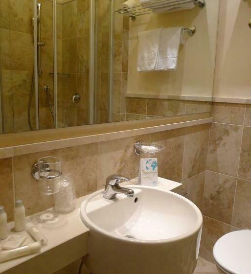 スタンダードルーム, Th Corvara Greif