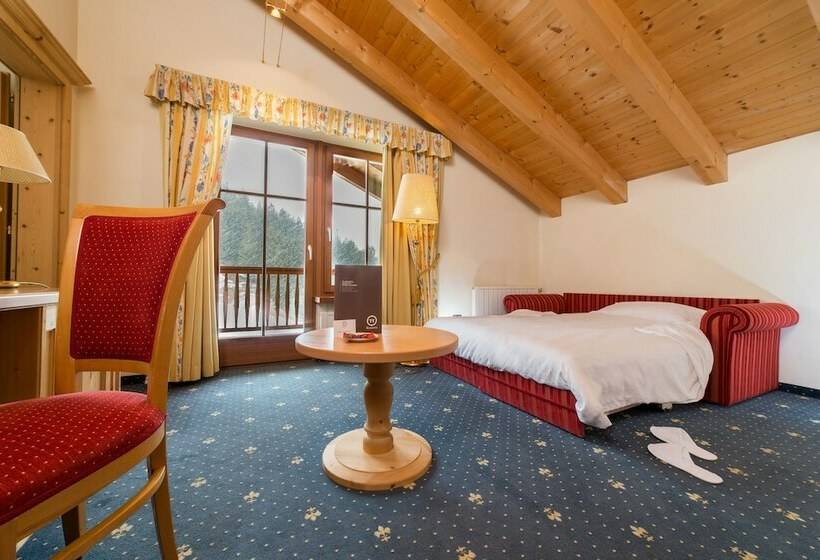 スーペリアトリプルルーム, Th Corvara Greif