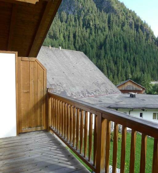 スーペリアの4人部屋, Th Corvara Greif