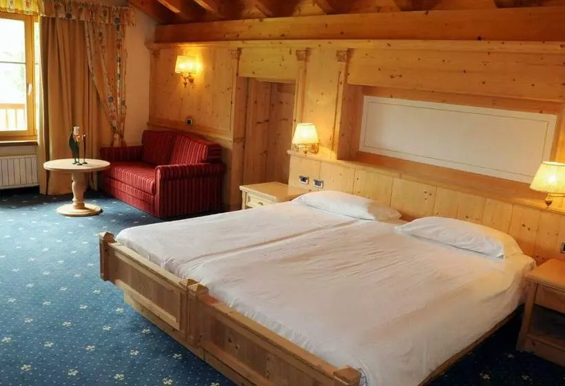 スーペリアの４人部屋, Th Corvara   Greif