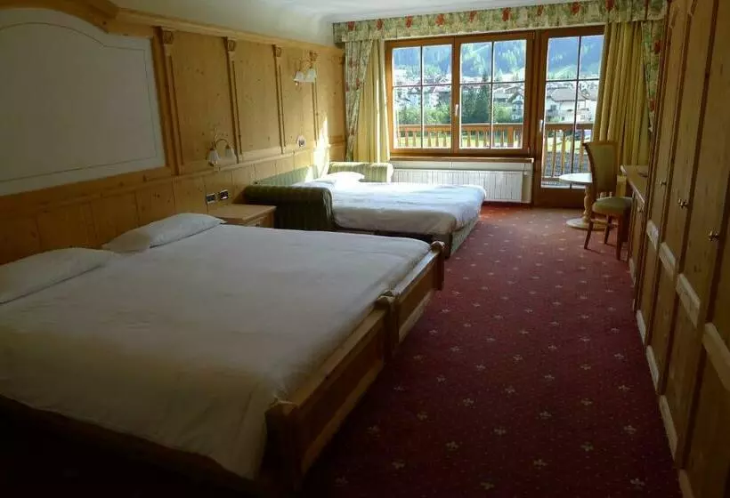 スーペリアの４人部屋, Th Corvara   Greif