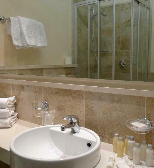 スタンダードトリプルルーム, Th Corvara Greif