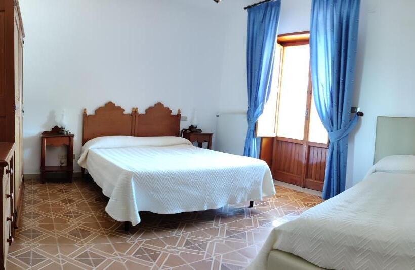 חדר סטנדרט לארבעה, Valdirose