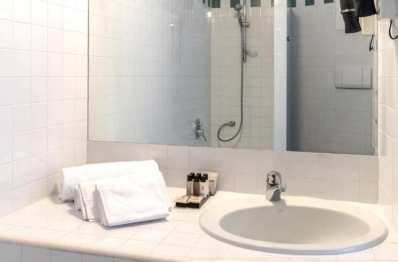 חדר קומפורט עם נוף לים, Victoria Palace