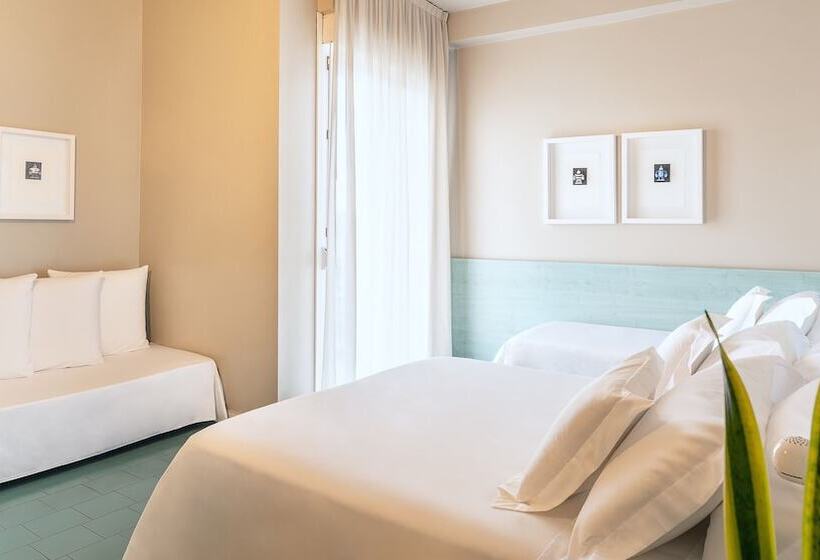 חדר משפחתי, Victoria Palace