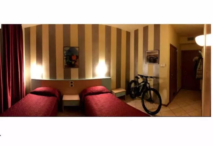 Quarto standart individual, Mini