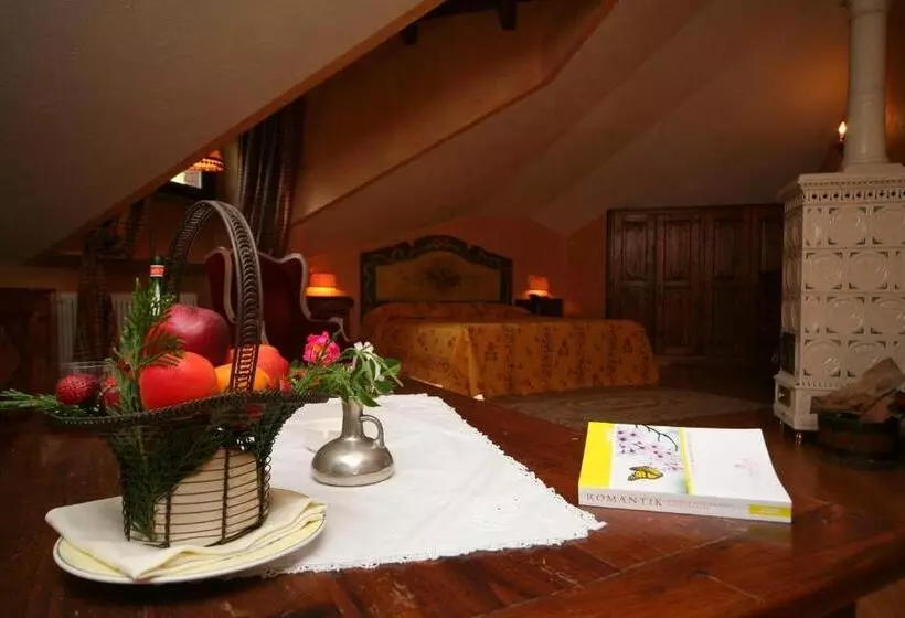 سوییت جونیور, Villa Novecento Romantic Hotel Estella Hotel Collection