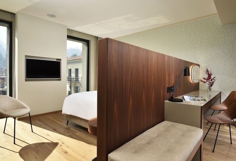 Номер Executive Вид на Парк, Grand Hotel Victoria Concept & Spa, By R Collection Hotels