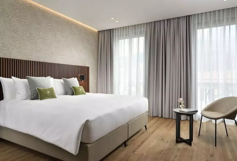 Deluxe-huone Sisäpuolella, Grand Hotel Victoria Concept & Spa, By R Collection Hotels