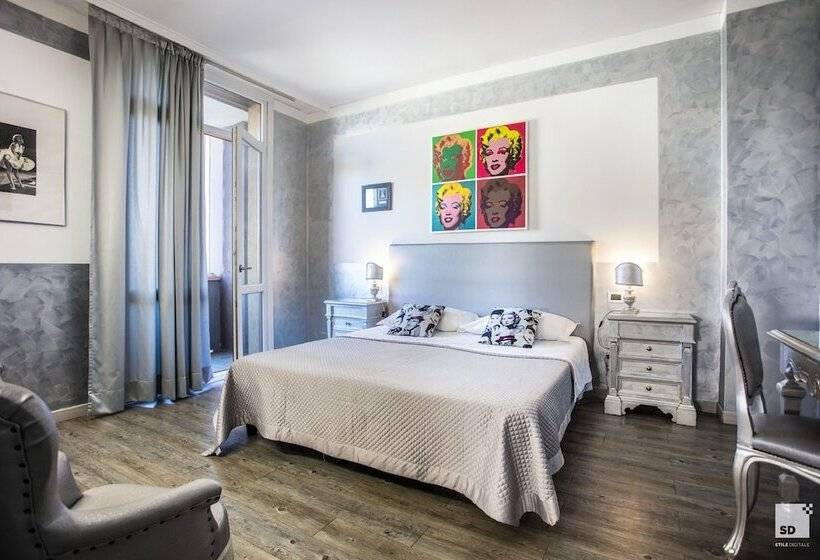 수피리어 룸, Admiral