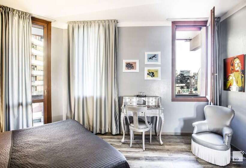 수피리어 룸, Admiral