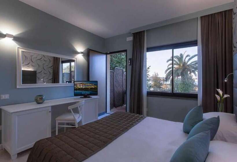 חדר סופריור לשלושה, Airone Isola D Elba