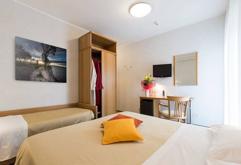 اتاق اکونومی, Al Cigno