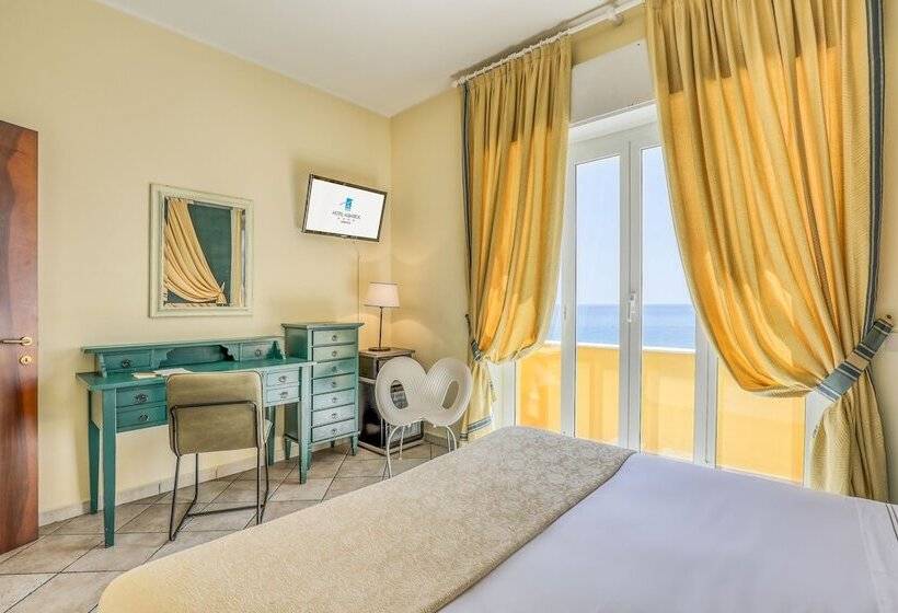 オーシャンビュースタンダードルーム, Albatros Varigotti