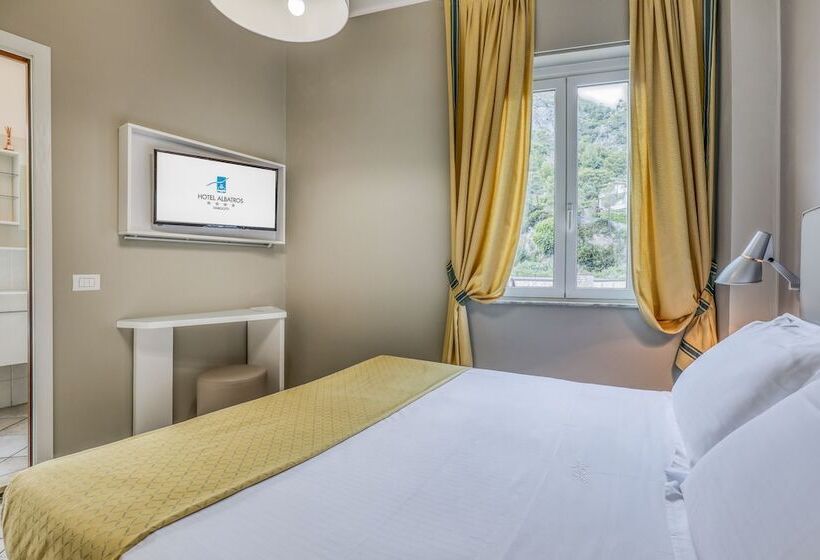 マウンテンビュースタンダードルーム, Albatros Varigotti