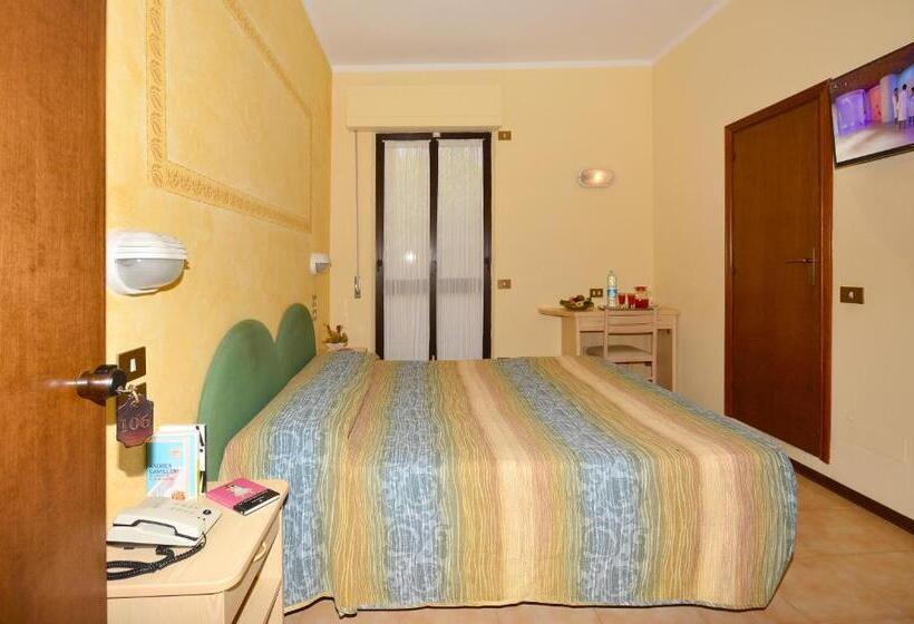 スタンダードルーム, Albergo Martini