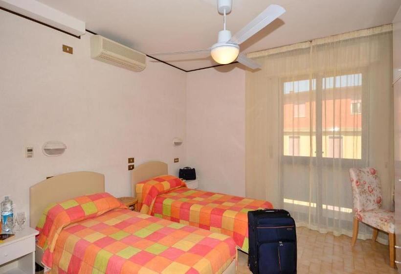 Номер Стандарт, Albergo Martini