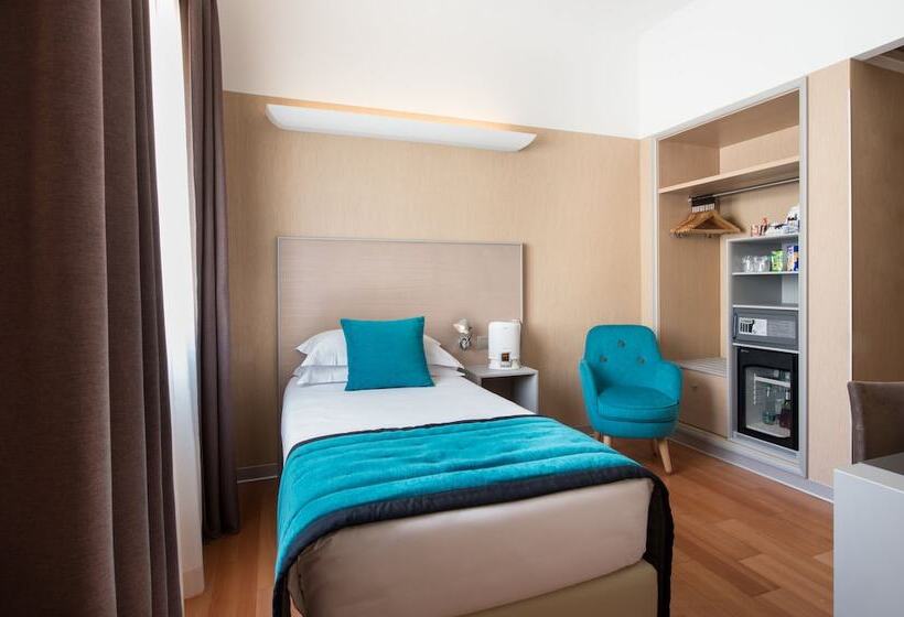 コンフォートルーム, Best Western Plus City