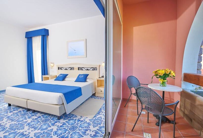 Номер Стандарт Вид на Море, Del Golfo