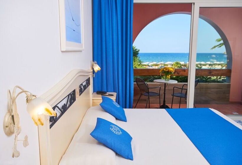 Номер Стандарт Вид на Море, Del Golfo