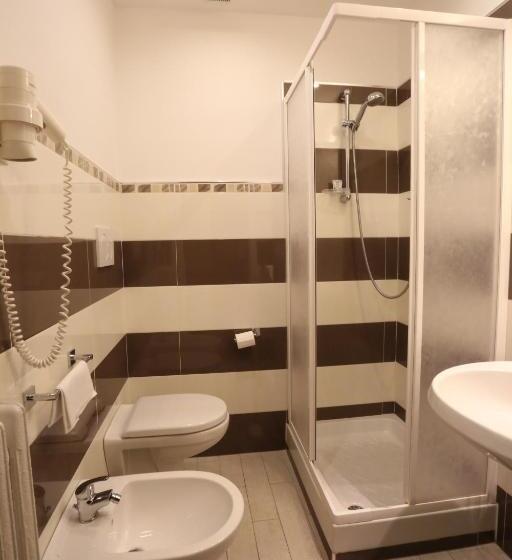 اتاق استاندارد, Europa