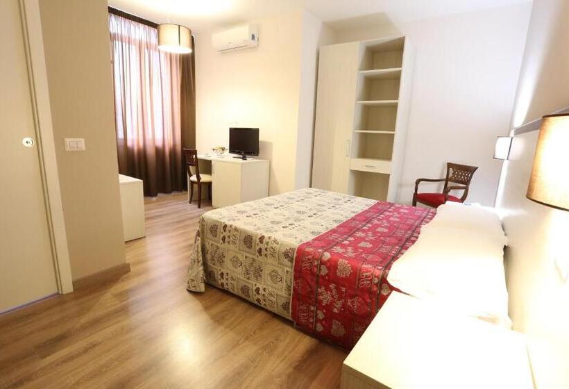 اتاق استاندارد, Europa