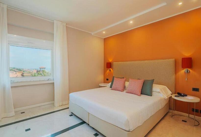 Семейный Номер Superior, Excelsior