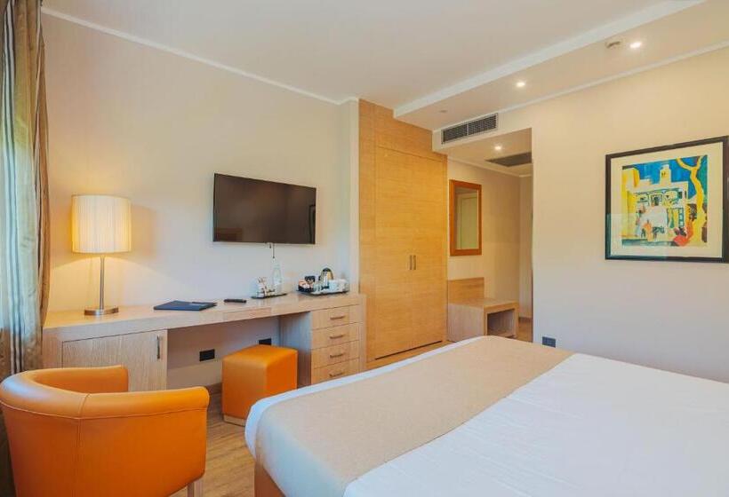 Классический Номер, Excelsior