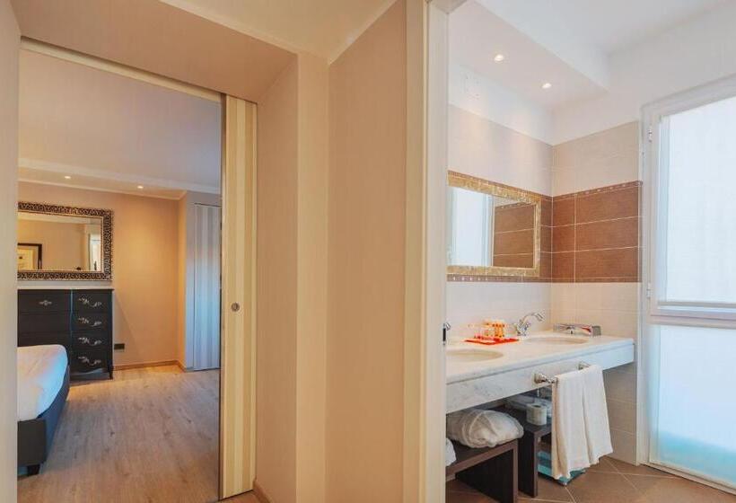 Люкс с Террасой, Excelsior