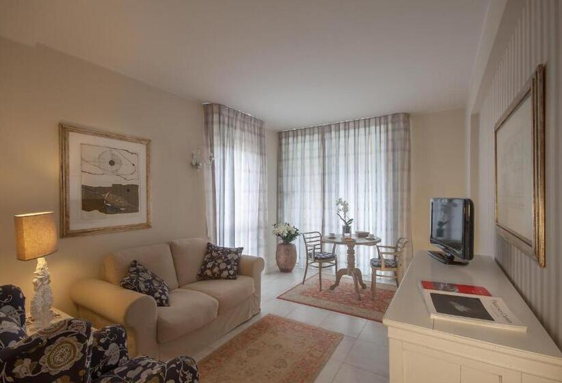 Suite with Terrace, Excelsior