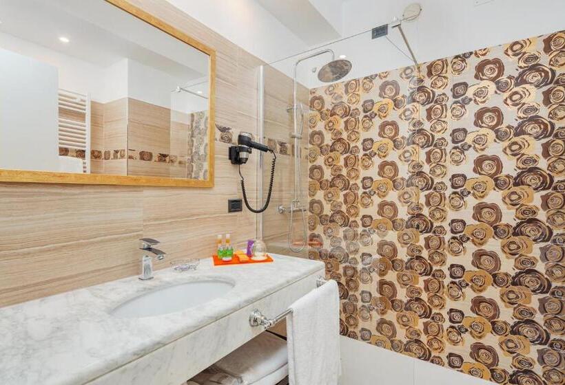 Люкс 2 Спальни, Excelsior