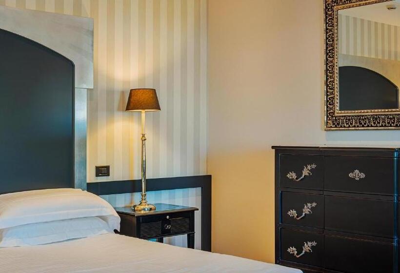 Номер Стандарт с Террасой, Excelsior