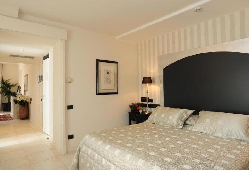 Люкс с Террасой, Excelsior