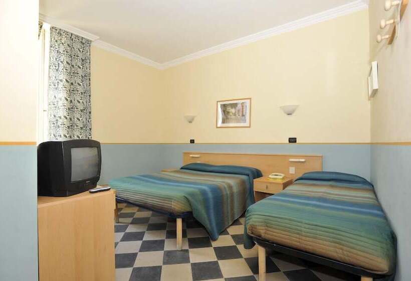 标准三人间, Florenz